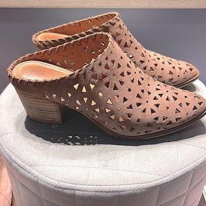 Mi.iM Rose Whipstitch Suede Leather Block Heel Slip On Mules Shoes Size 8